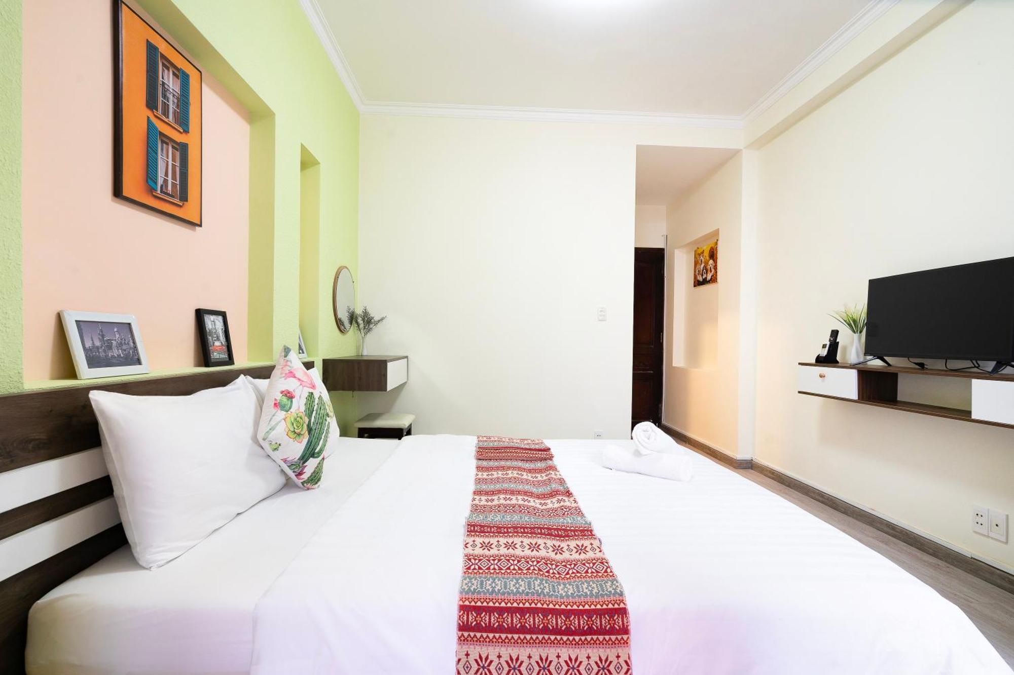 Hotel Planet *